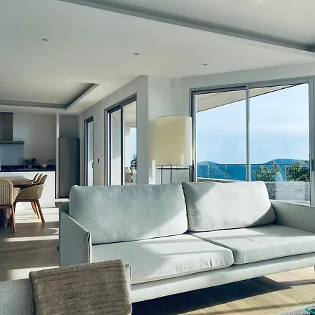 Luxury Agnese L Sea View & Infinity Pool וילה פורטו-וישיו